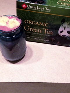 A picture of Raspberry Banana Oatmeal.