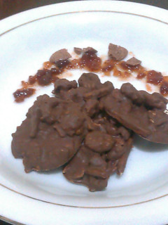 A picture of Chocolate chips and nuts.