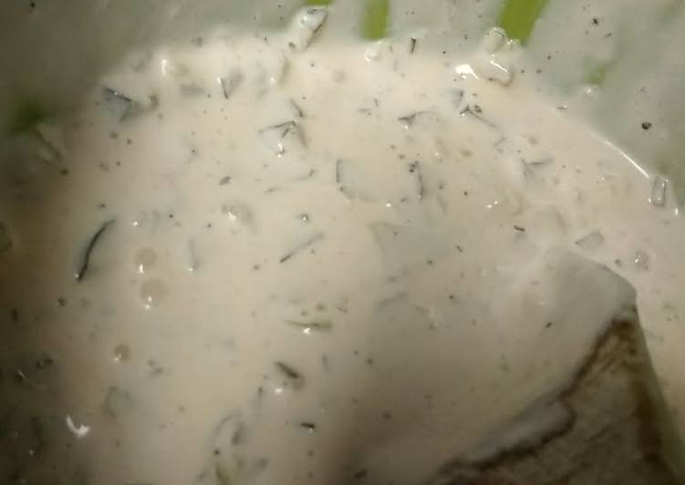 Steps to Make Speedy Sriracha Tartar Sauce