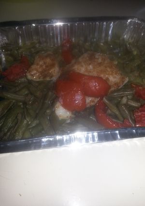 A picture of HCG diet meal 7 & 9: fish fillet with string beans.