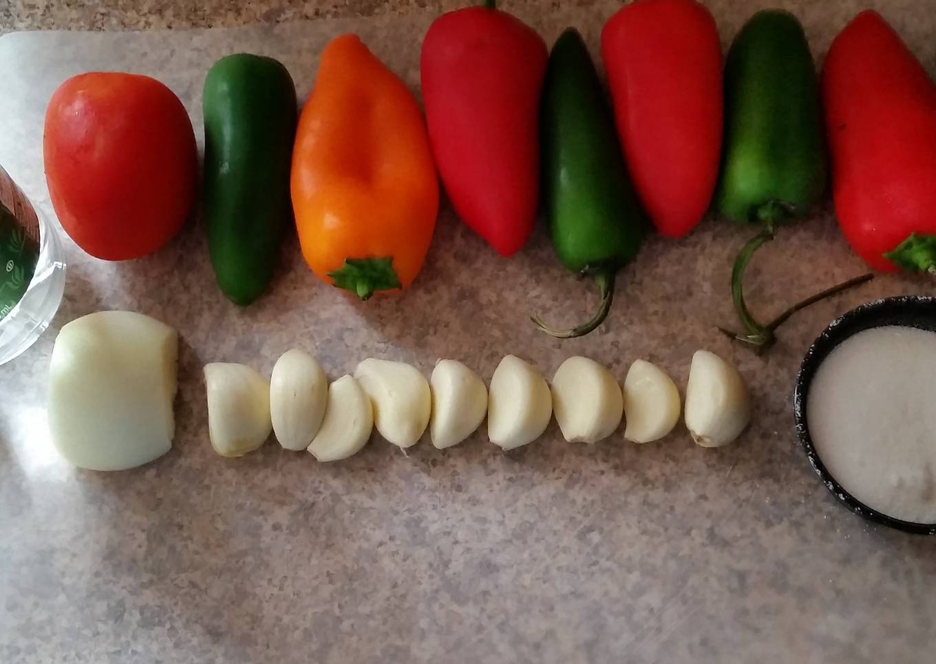 Johnnie B's Spicy/Sweet Sriracha Sauce