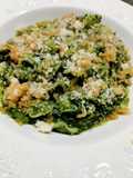 Orecchiette con crema di cavolo nero, acciughe e pane abbrustolito speziato con parmigiano