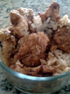A picture of orange chicken.