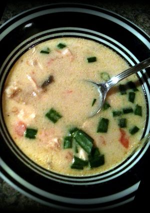 A picture of Tom-kha-gai (spicy coconut chicken soup).