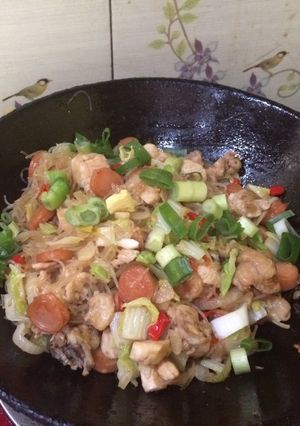 Foto resep Oseng Bihun Ayam Pedas