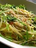 Spaghetti Aglio e Olio with Mizuna Greens and Jako Fish