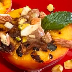 A picture of Grilled sweet peaches.