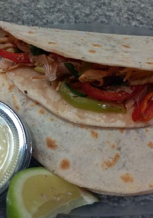 Una foto de Taquitos de pollo 💣