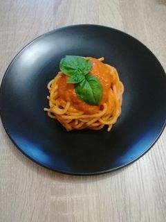 स्पेगेटी रेसिपी मुख्य फोटो