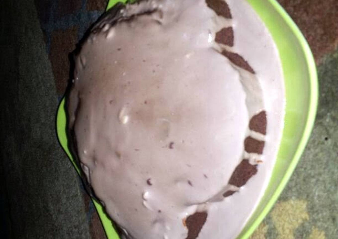 Hot chocolate cake with chocolate glaze