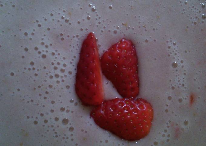 Easiest Way to Prepare Tasty Strawberry Semolina Healthy Nutritious &
filling 252 cals