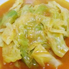 A picture of Curry cabbage.