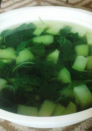 A picture of Sayur Bayam (Spinach Soup).