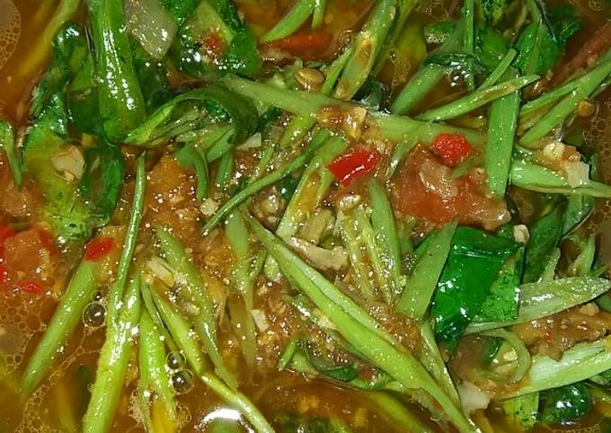 Langkah Mudah untuk Membuat Cah Kangkung Terasi Enak yang Lezat Sekali