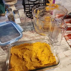 A picture of Carrot Sriracha Hummus.