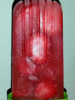 A picture of Bacardi Berry Adult Popsicle.