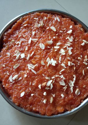 A picture of Gajar(carrot) halwa.