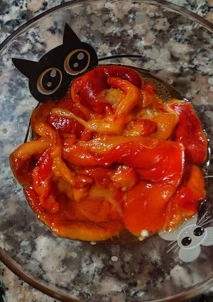 Una foto de Pimientos rojos asados🌶️🌶️