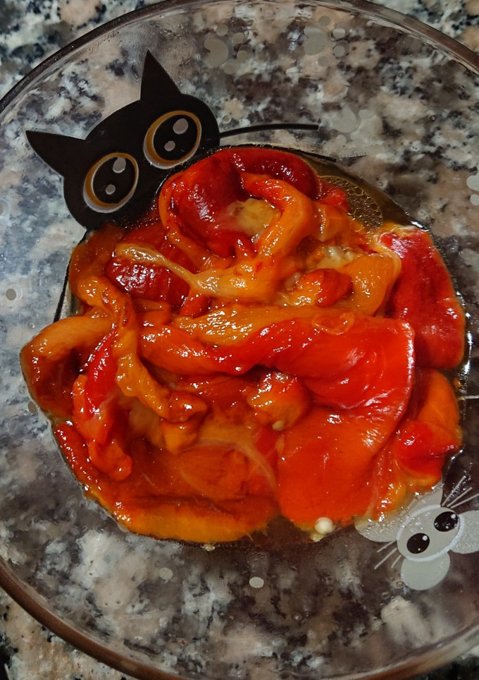 Una foto de Pimientos rojos asados🌶️🌶️