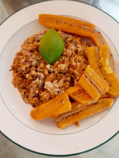 Una foto de Sardina con huevos revueltos