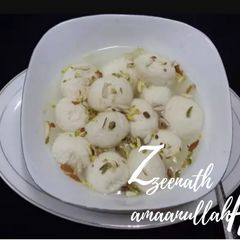 A picture of Bengali Rasgullas.