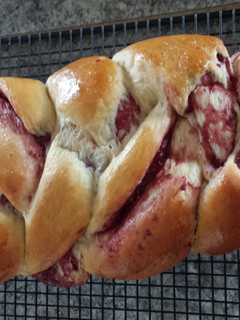 A picture of Raspberry Braid.
