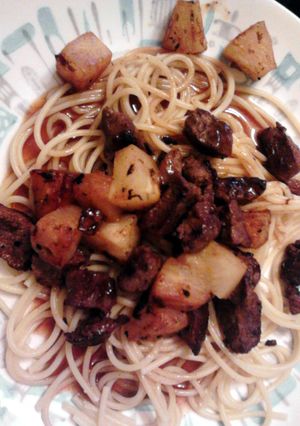 A picture of HuHot inspired Venison and Pineapple.