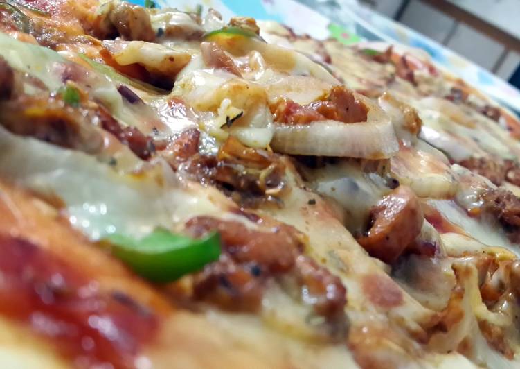 Recipe of Perfect chicken tikka pizza