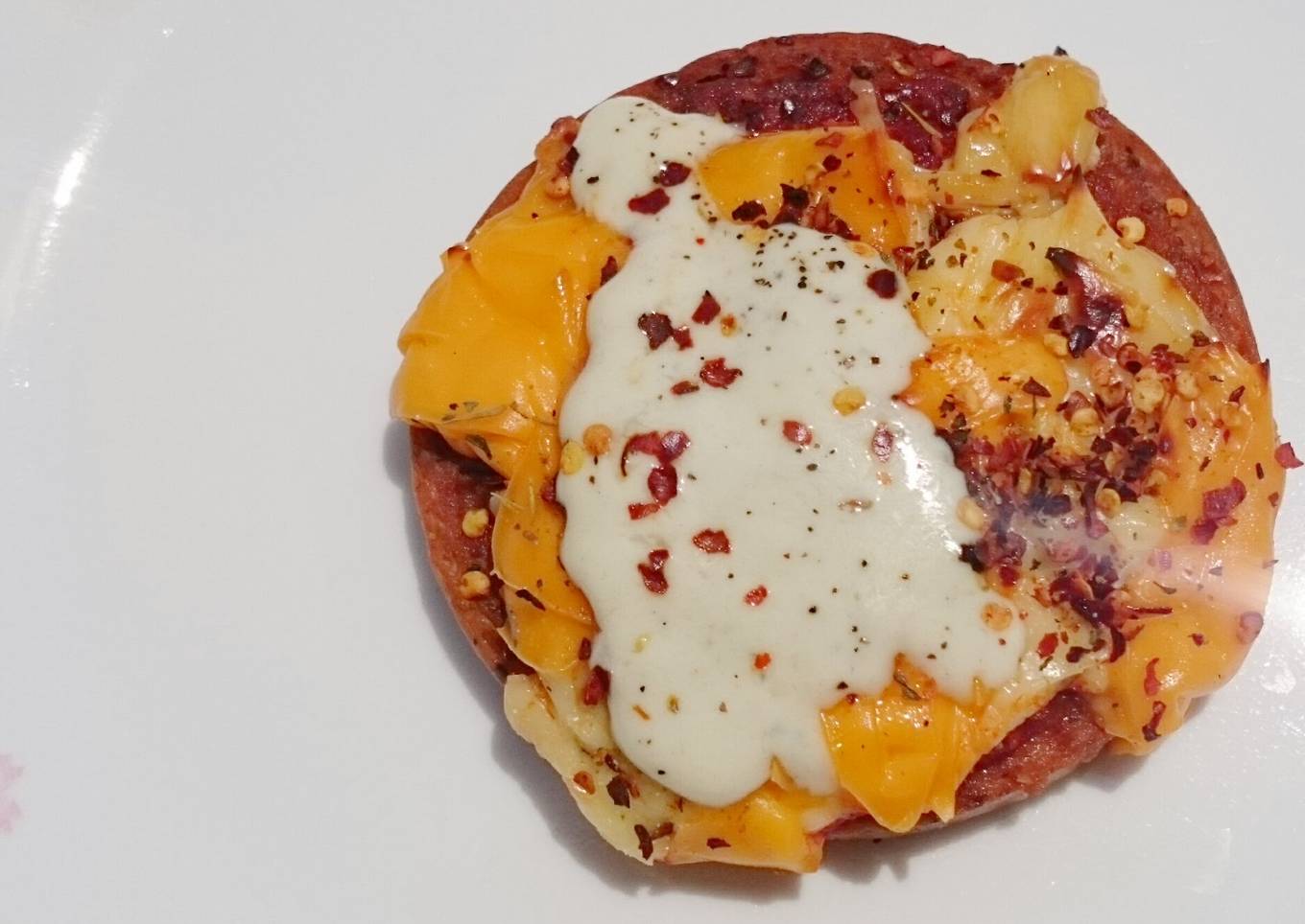 Spam Pizza Top Blue Cheese Sauce
