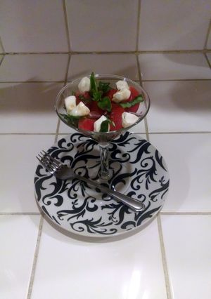A picture of Mozzarella and Tomato Salad.
