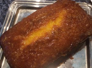 Una foto de Budín de Naranja mojado