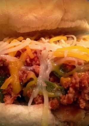 A picture of Crockpot Pizza Burgers.