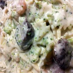 A picture of Homemade Alfredo.