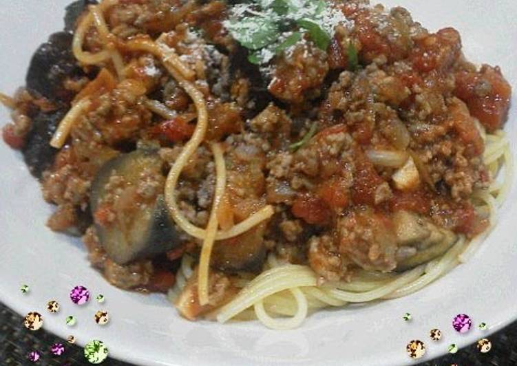 Everyday of Eggplant &amp; Ground Meat Bolognese