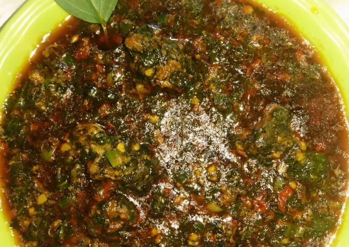 Bitter leaf soup(eworu)