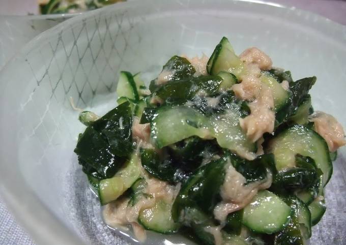Pickled Tuna, Cucumber, and Wakame Seaweed with Lemon Juice