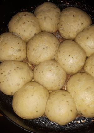 Una foto de Pan con ajo y orégano🥖
