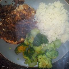 A picture of Everyday lunch.