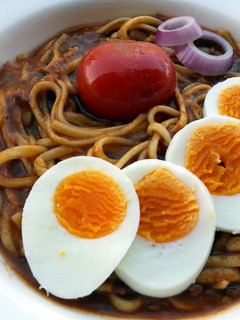 A picture of Thai Curry Udon Noodle.