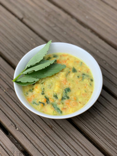 A picture of Spiced parsnip soup.