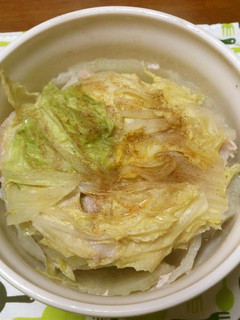 A picture of Microwave-Steamed Pork Belly and Chinese Cabbage.