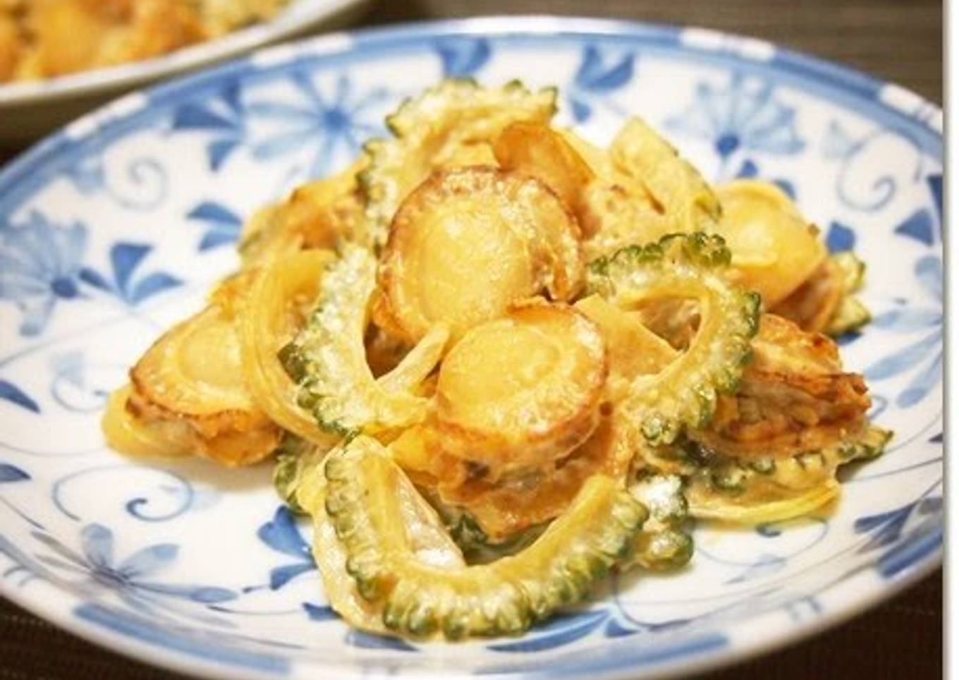 Steps to Prepare Perfect Stir Fry Goya (Bitter Melon) and Scallops in
Mayonnaise