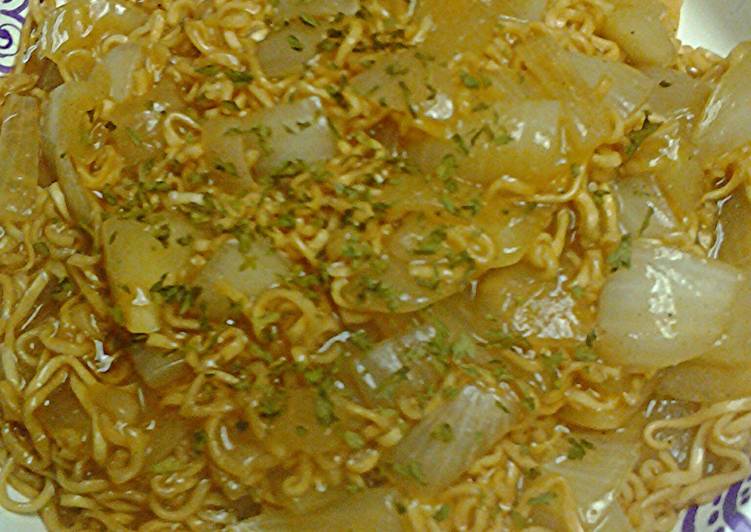 Recipe of Award-winning Onion lovers ramen (vegetarian version option)