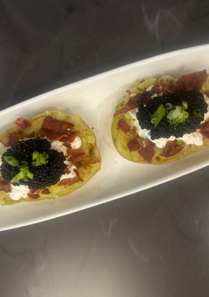 A picture of Ultimate Loaded Luxary Potato Skins - WOW These are the Best :P.