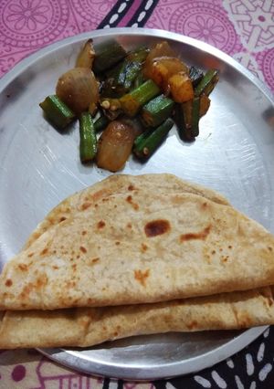 A picture of Bhindi do pyaza.