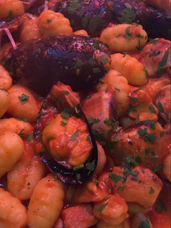 Una foto de Gnocchis con mejillones
