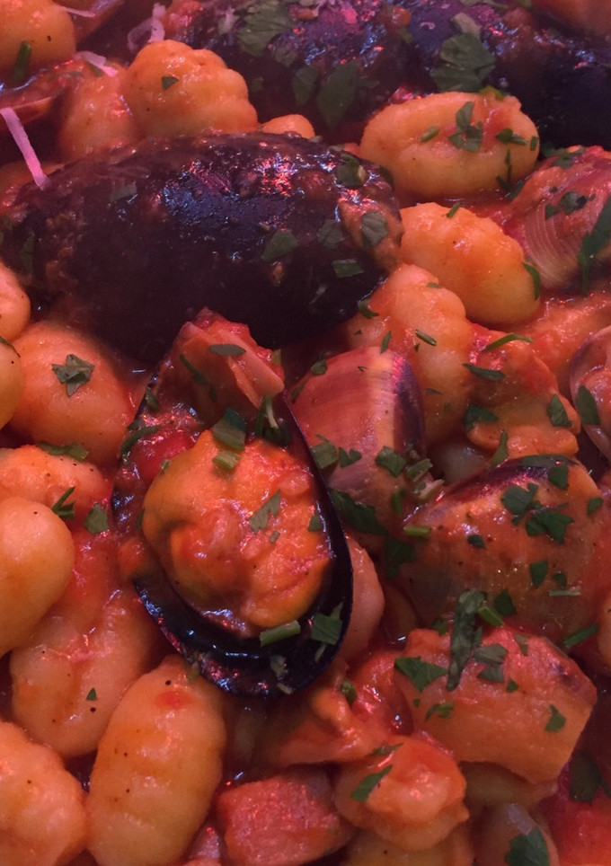 Una foto de Gnocchis con mejillones