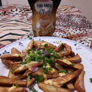 Batatas fritas con la nueva salsa Finlandia chef ??