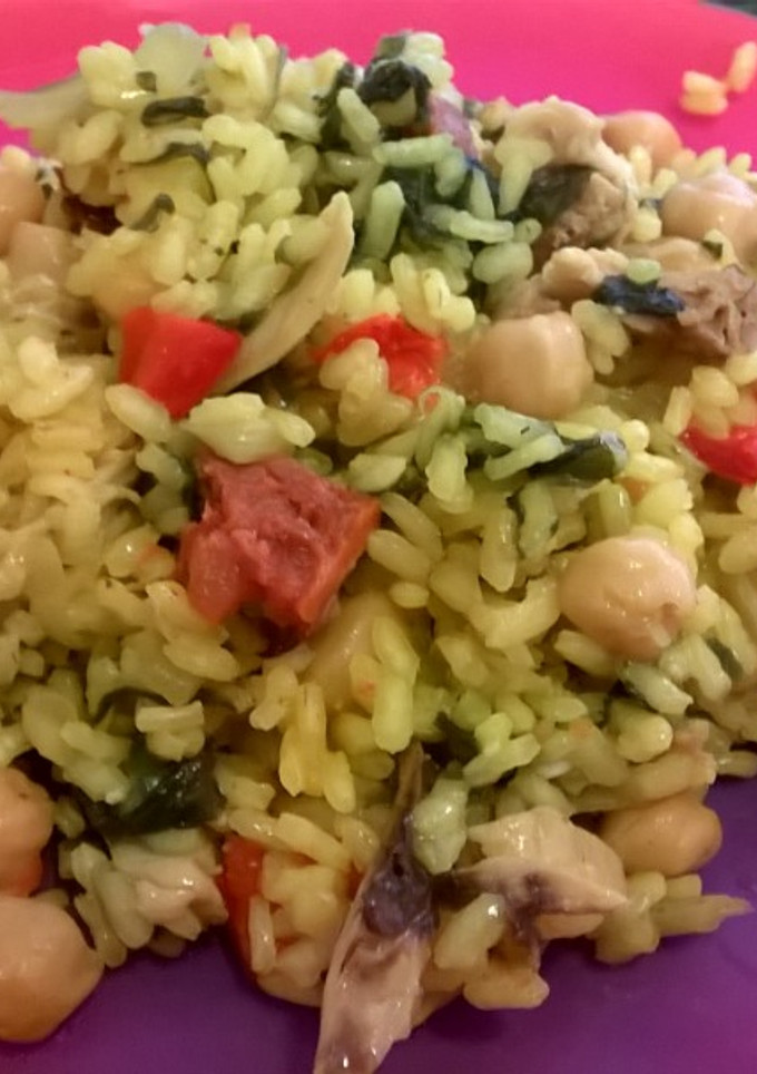 Una foto de Arroz con garbanzos y espinacas