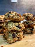 Oatmeal, Banana, and Chocolate Chip Cookies 🍪